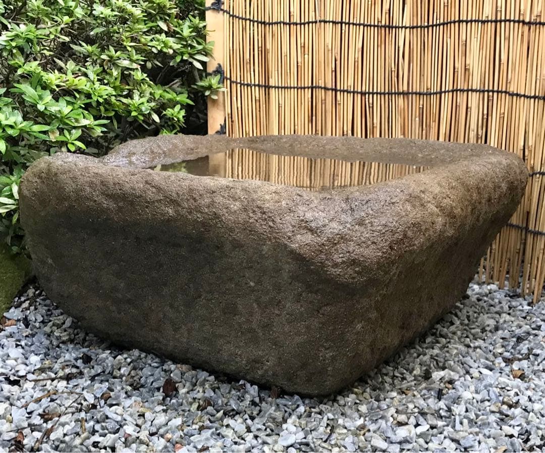 【天然石・水鉢・石鉢・手水鉢・蹲】自然石苔玉水石庭園造園庭石バードバスオブジェ