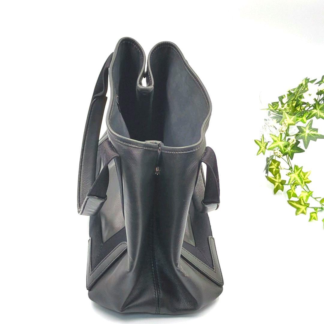 良品✨️BALENCIAGA　バレンシアガ　ハンドバッグ　パンチングロゴ