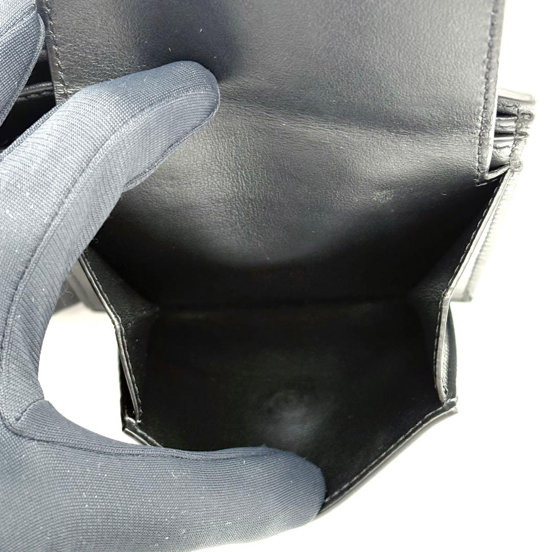 セリーヌ 二つ折り財布 バイフォールドウォレット クロコ型押し 黒 2426