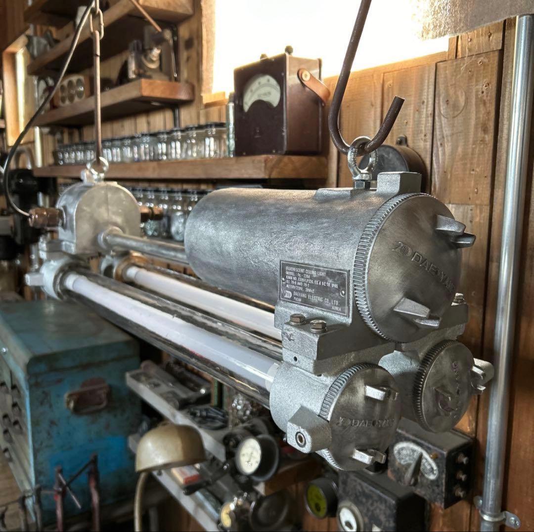 インダストリアル　ビンテージ　ランプ　1129