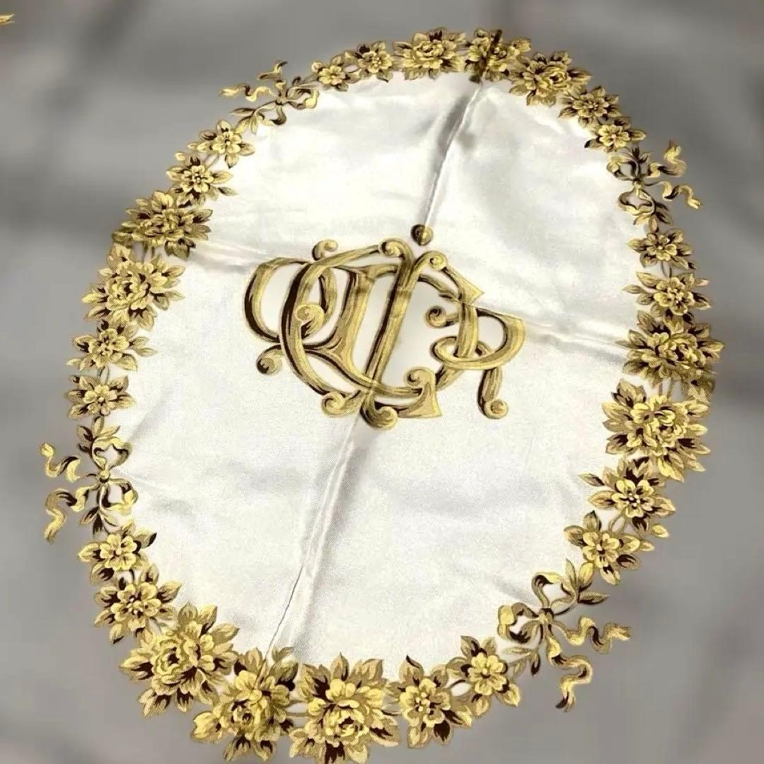 Christian Dior スカーフ　★大判カレ.美品.シルク100.タグ付き