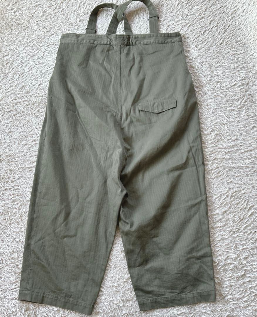 美品　FIRMUM スーピマヘリンボーンツイルサカナヤパンツ　カーキ　サロペット