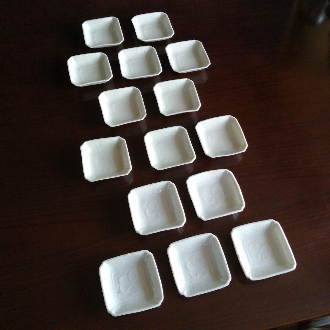 瀬戸焼　白磁角小皿　2種15枚　8cm　幕末〜明治期