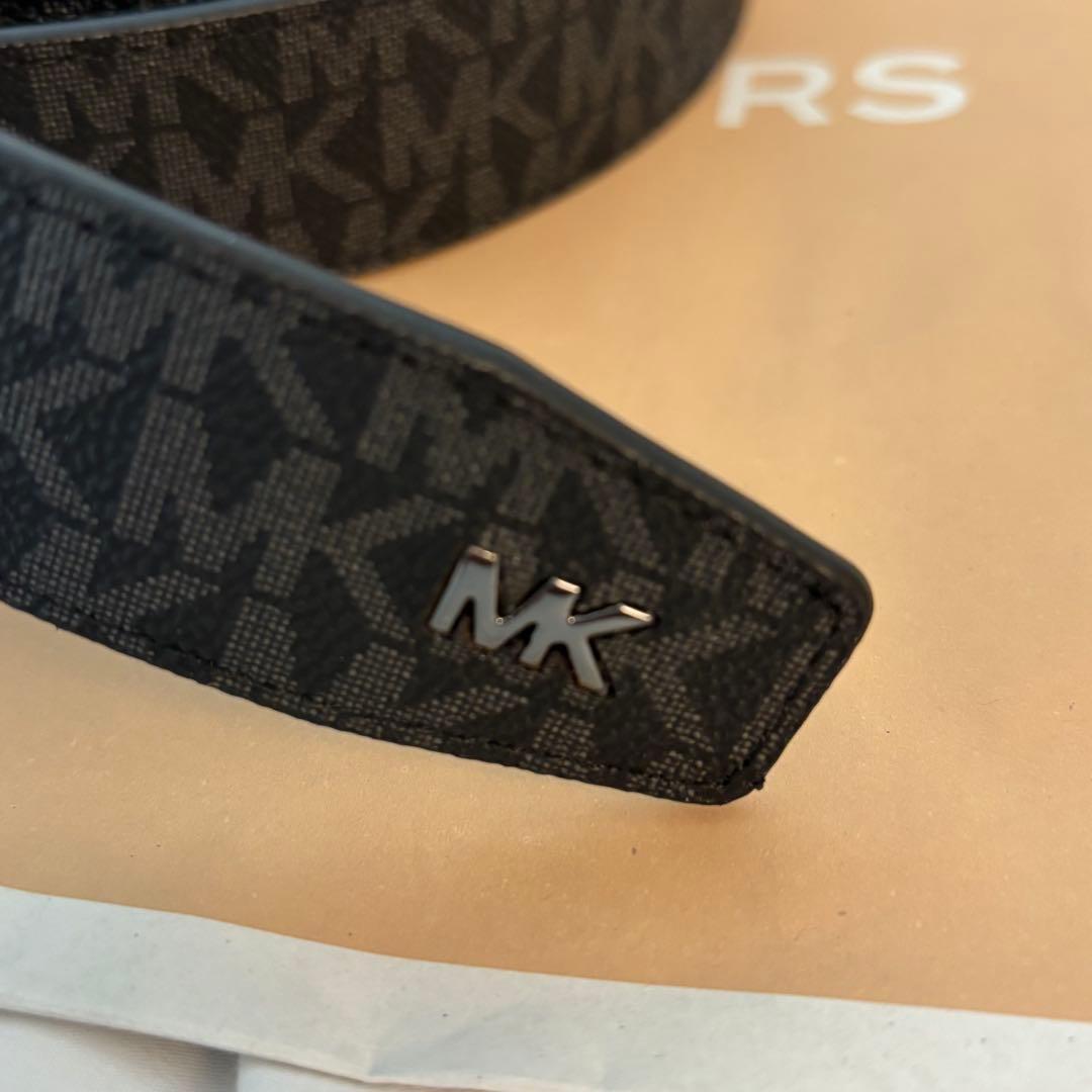 Michael Kors リバーシブルベルト 黒