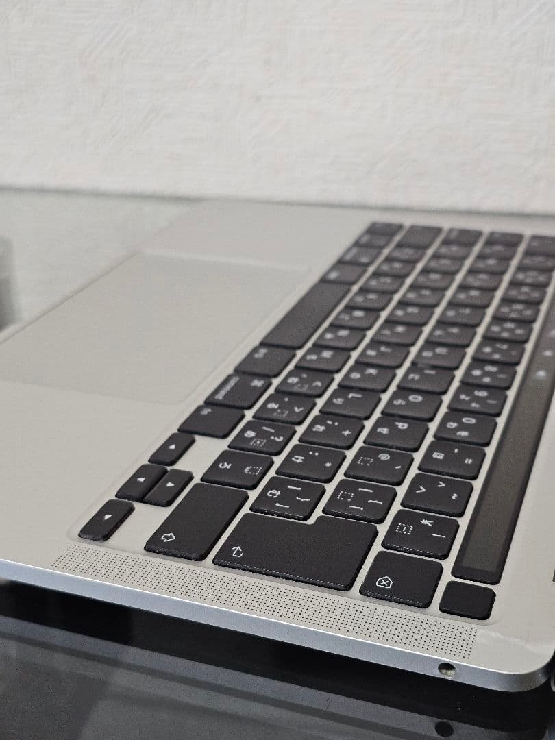 MacBook本体 Apple MacBookPro 13-inch 2020