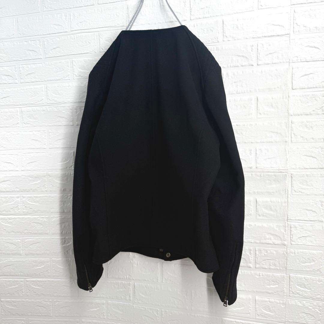 【激レア】ウノピュウノウグァーレトレ アーム刺繍ロゴ ノーカラー ブルゾン