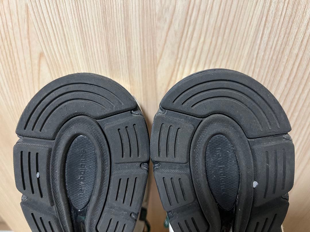 靴 New Balance 990V4 \"Macadamia Nut\"