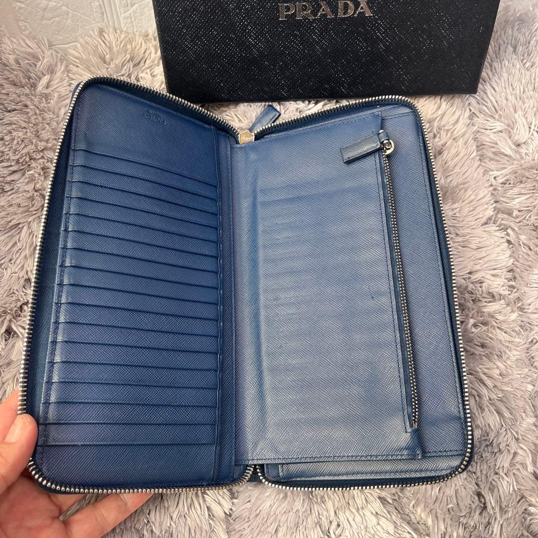 良品✨PRADA 大大容量　オーガナイザー　サフィアーノ　ラウンドジップ　ブルー