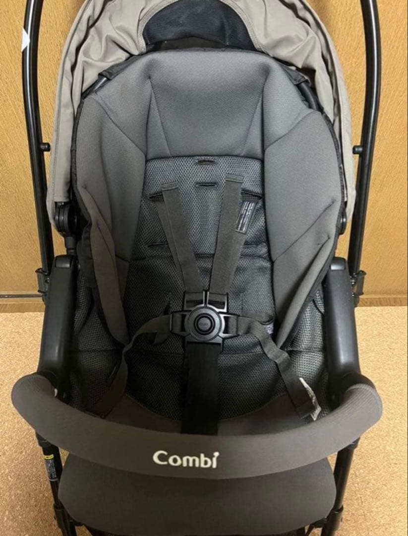 【軽量3.9kg】コンビ スゴカルエアー エッグショック MNベビーカー