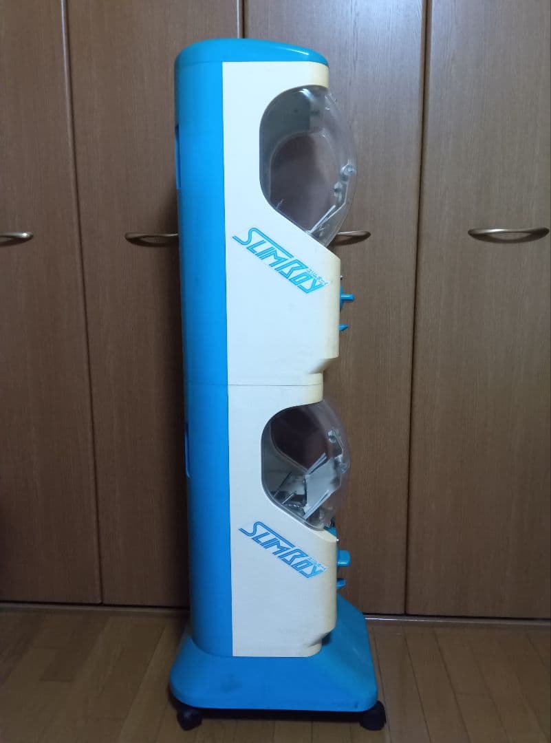 【カギ付】ガチャガチャ　本体　スリムボーイ　ユージン　カプセルステーション　筐体