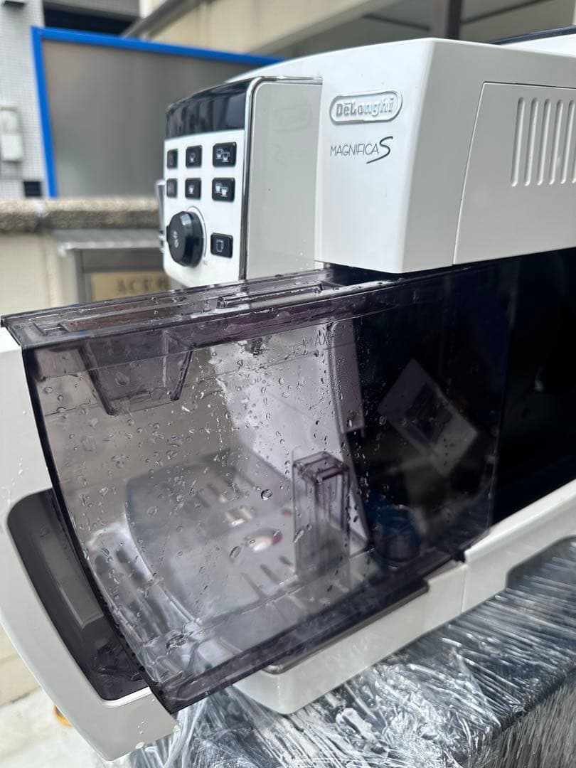 コーヒーメーカー Delonghi Magnifica S
