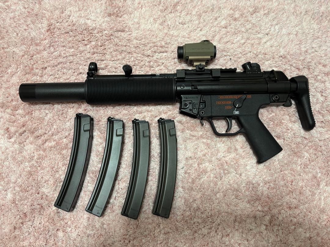 東京マルイ 次世代電動ガン MP5SD6 ＋ ドットサイト・マガジン4本セット