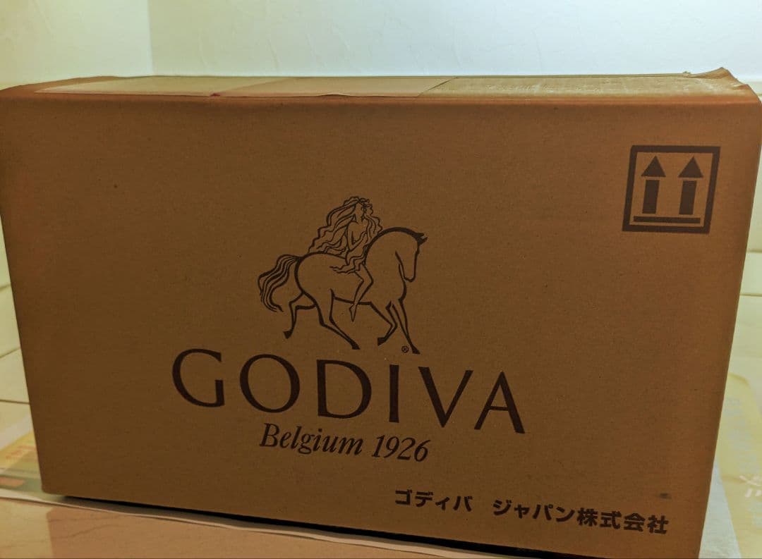 GODIVA ラグジュアリーギフトボックス