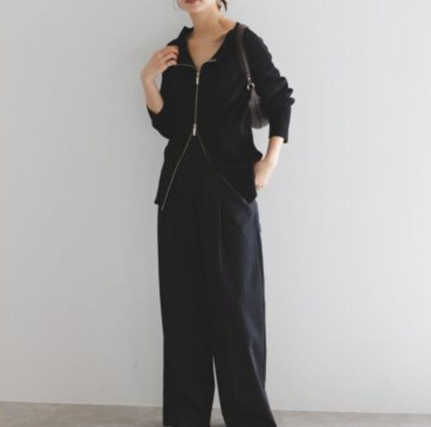 25ss✨ ノーブル フロントジップボートネックニット 洗える