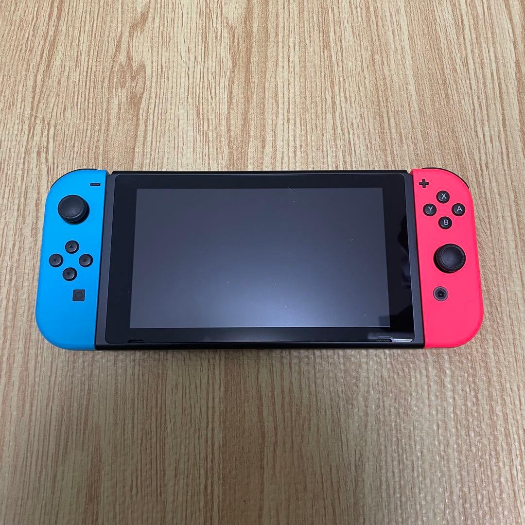 (初期化済) Nintendo Switch 本体 純正 キャリング ケース付き