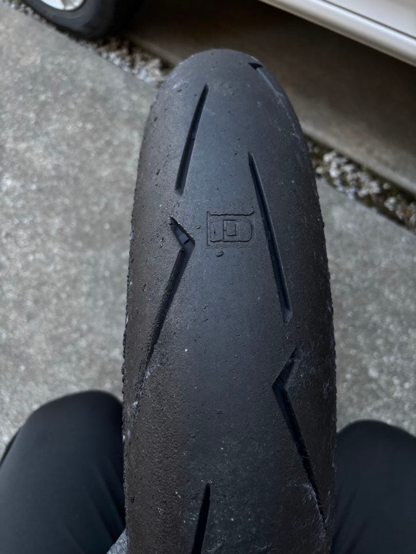 ピレリ スーパーコルサ V4 sc1 120/70 リア レース使用 ほぼ新品