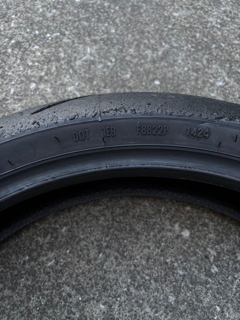 ピレリ スーパーコルサ V4 sc1 120/70 リア レース使用 ほぼ新品