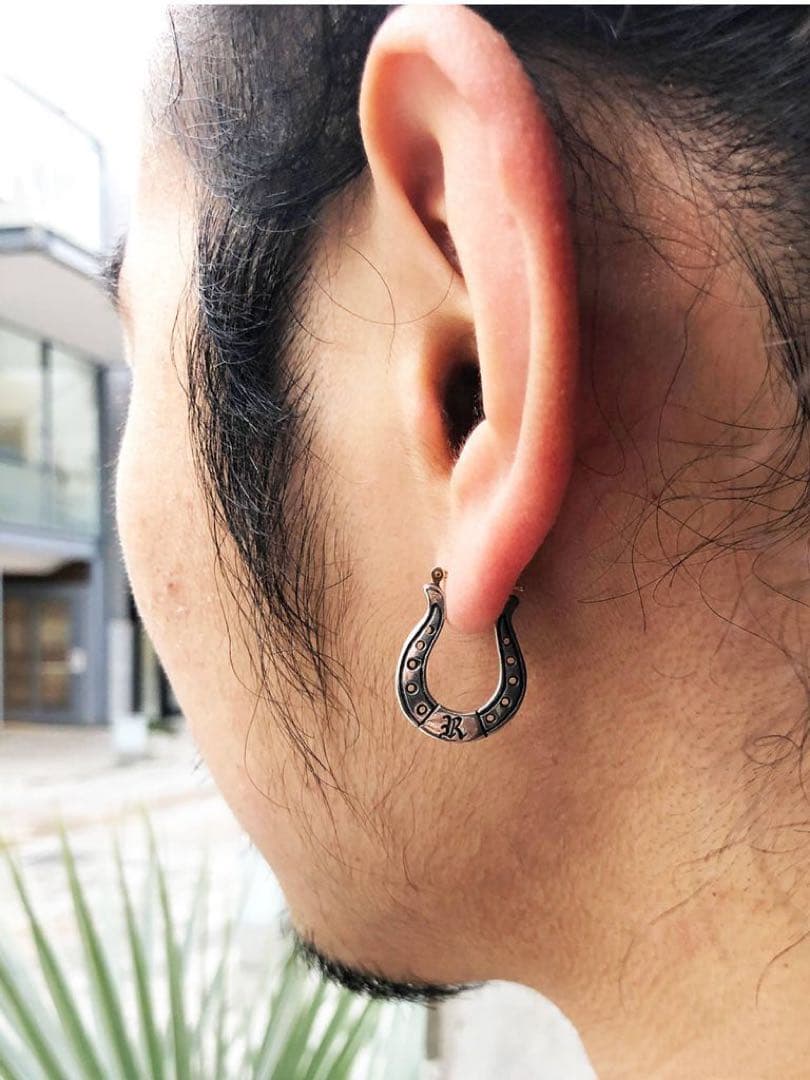 galcia ホースシュー　ピアス　roll別注