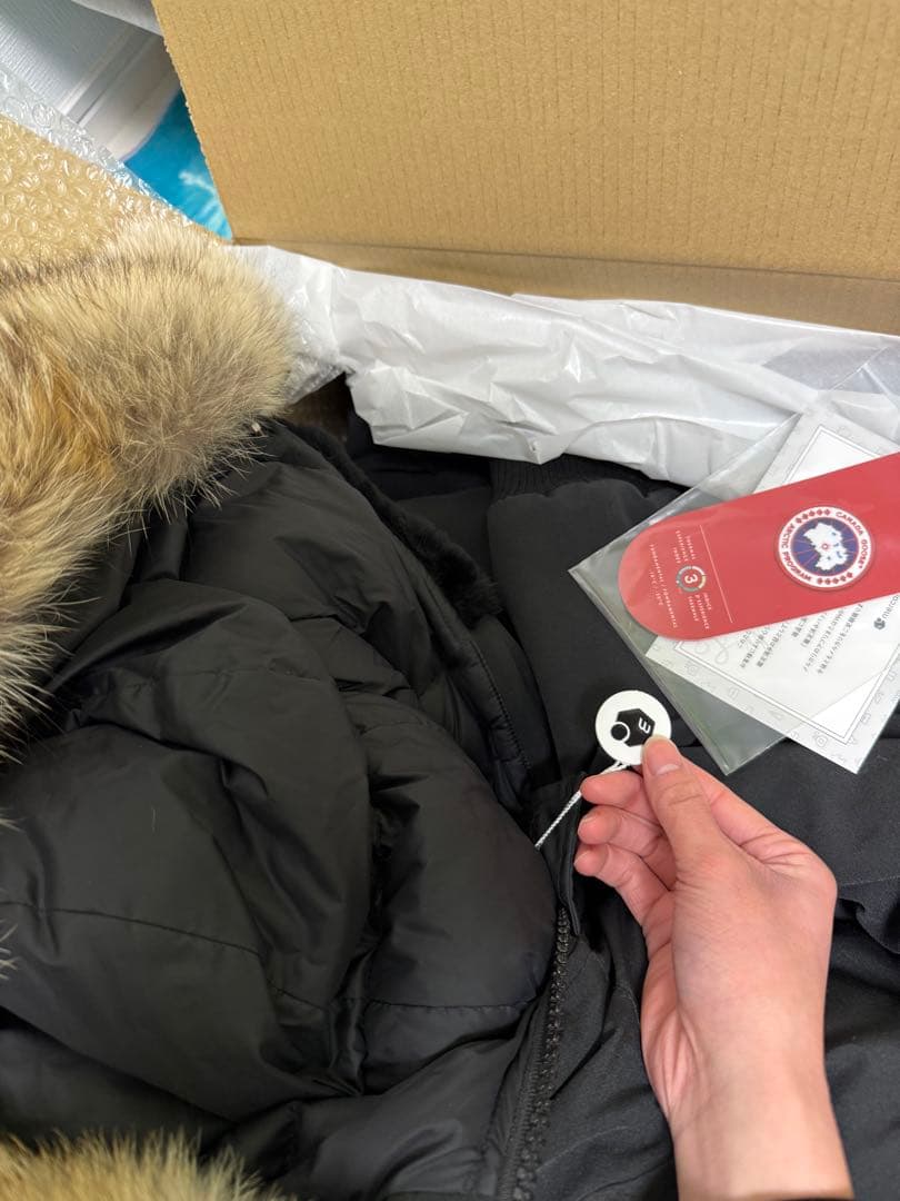 な*様 【未使用級✨】カナダグース ラブラドールボンバー　　黒　タグ付属　S 鑑