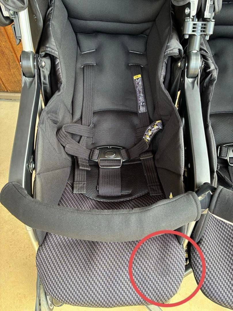 コンビ Combi ベビーカー ツインスピン ブラック 双子 2人乗りベビーカー