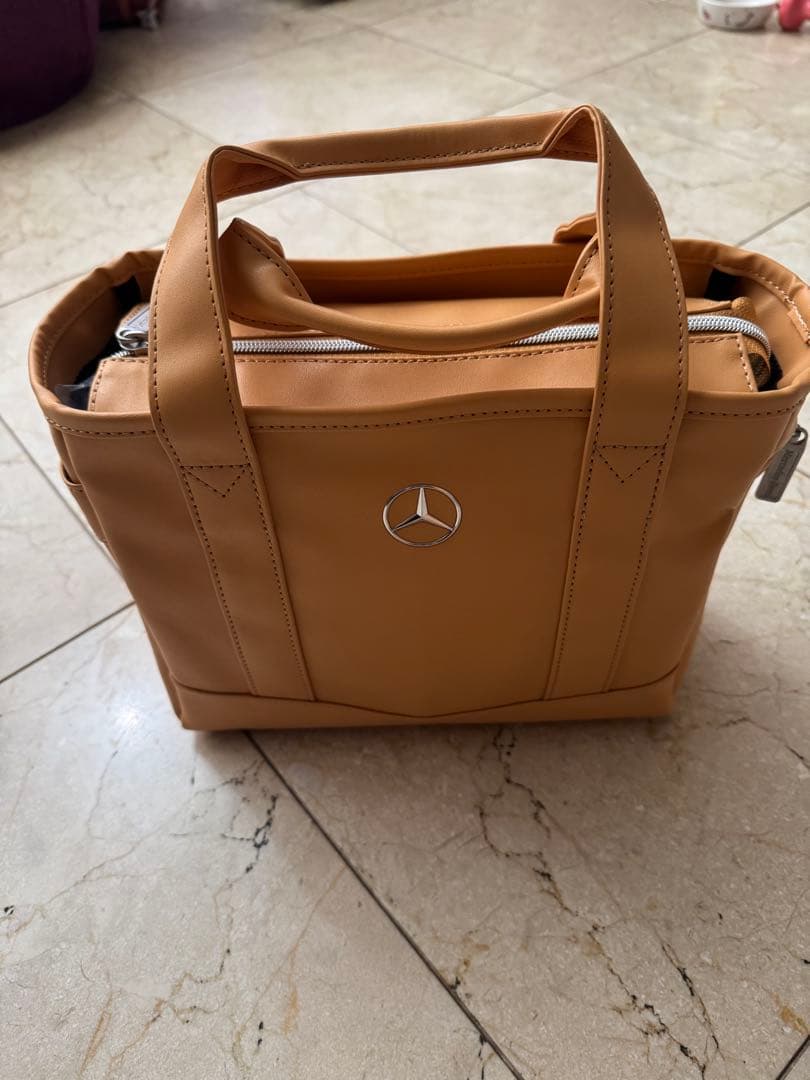 未使用　メルセデスベンツ＆タイトリストコラボ　ミニトート