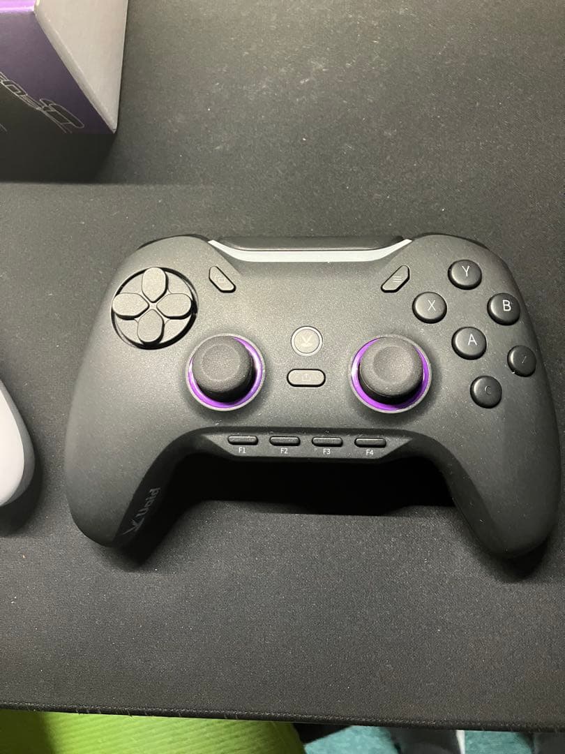 ゲームコントローラー　void genesis