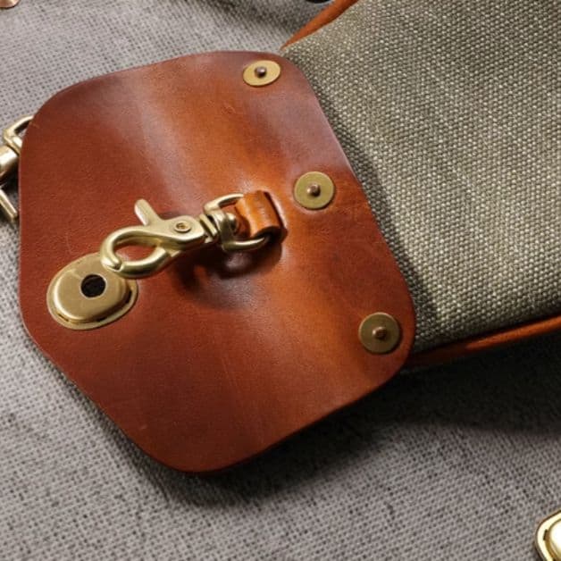 〈新品 FILSON Surveyor Messenger Bag　高級ポーチ付