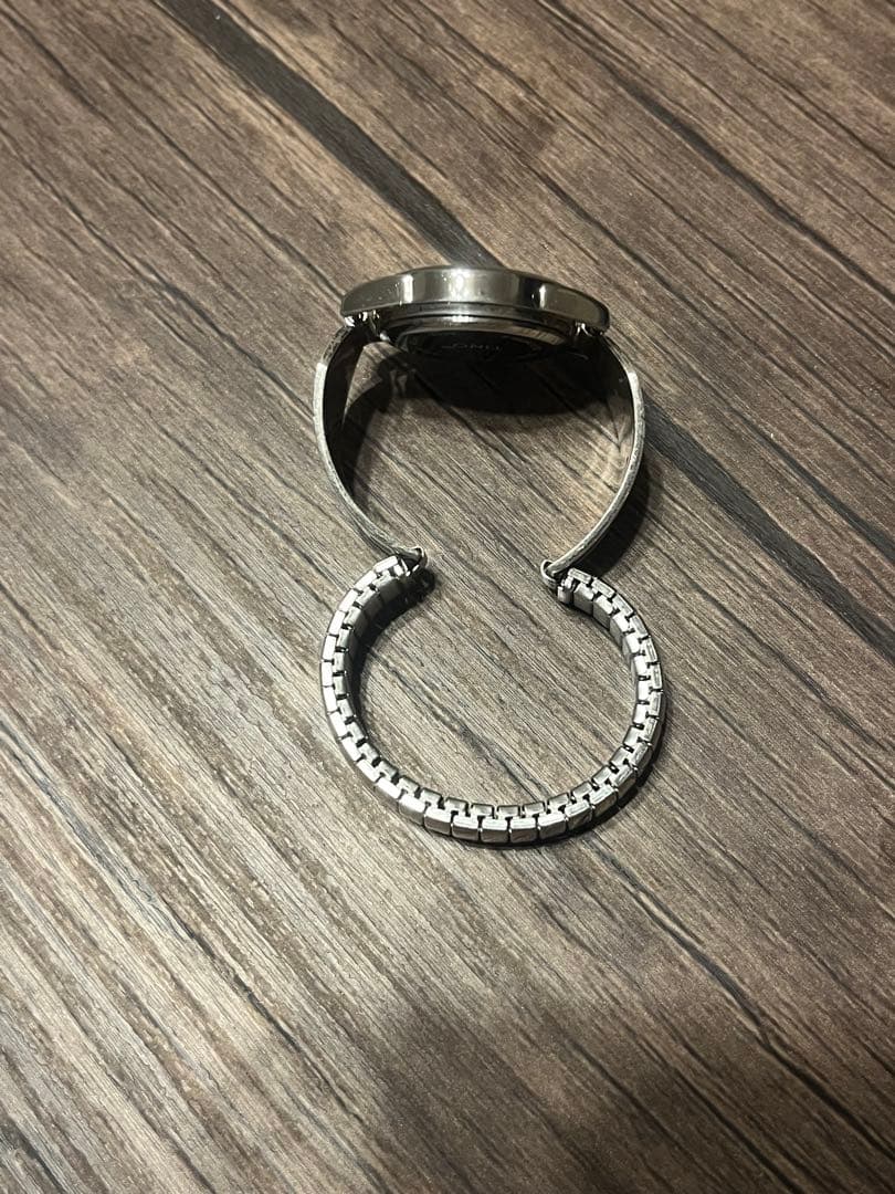 エフィ　腕時計