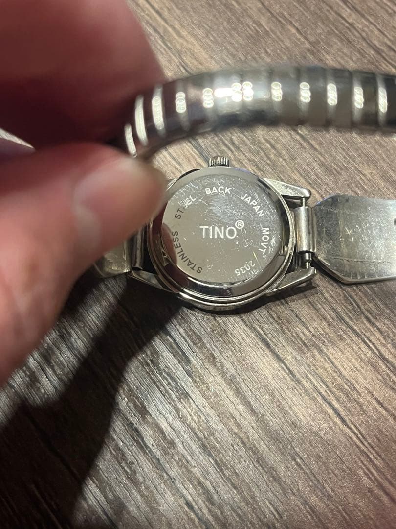 エフィ　腕時計