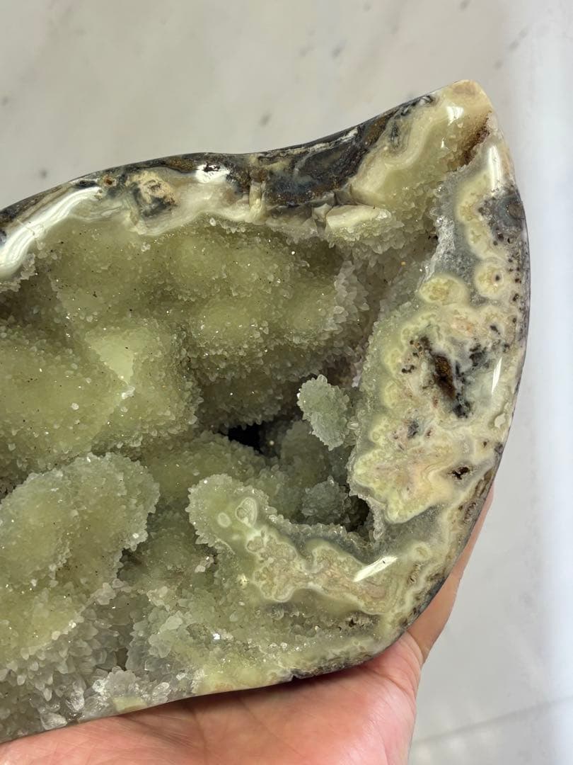 ウルグアイ産　グリーン　シュガーアメジスト　ジオード　天然非加熱　1846g