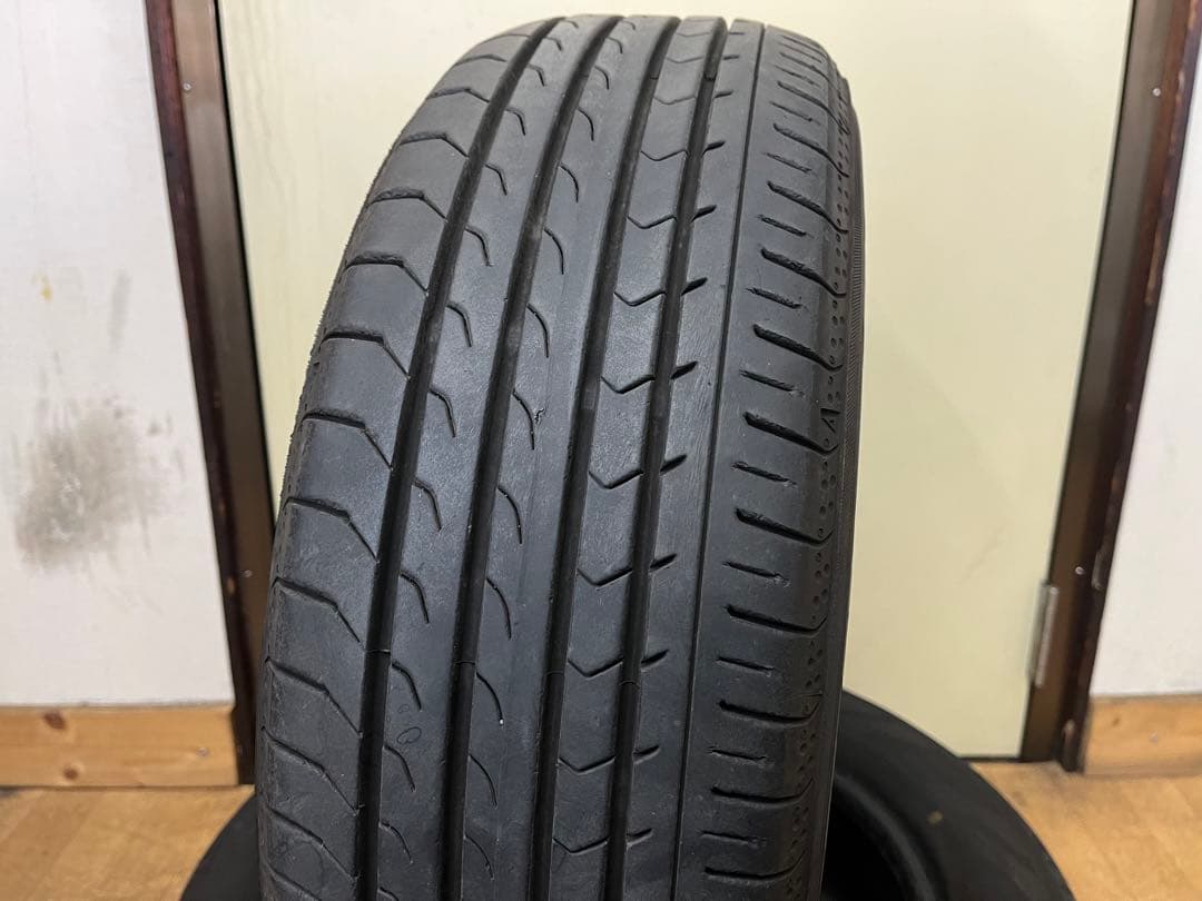 期2024年製 ヨコハマ 中古夏タイヤ 185/60R15 4本セット アクア等