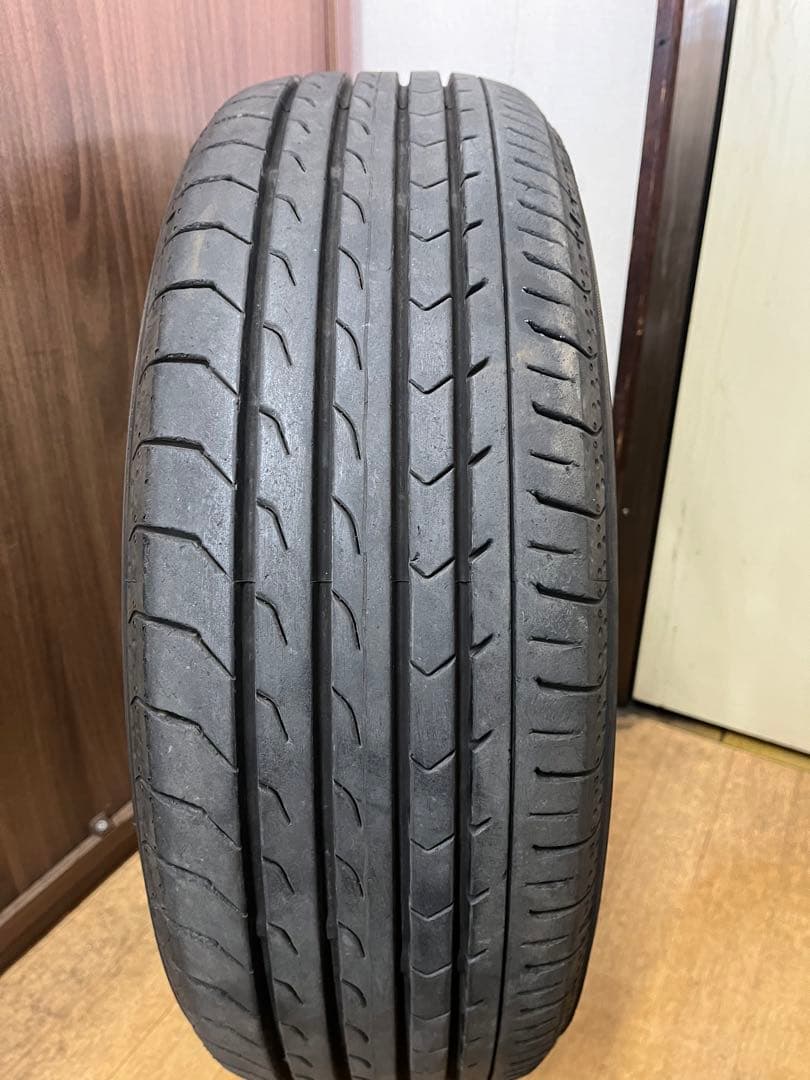 期2024年製 ヨコハマ 中古夏タイヤ 185/60R15 4本セット アクア等