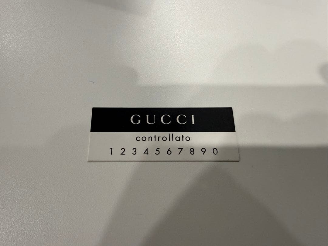 GUCCI ブラックキャンバスポーチ