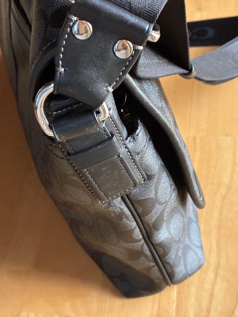 COACH メッセンジャーバッグ グレー
