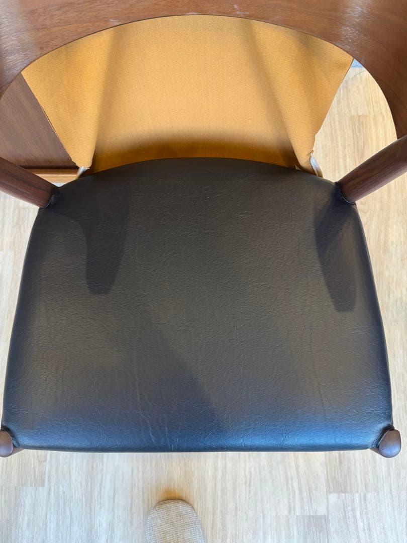 【フル】ダイニングチェア② カバー付き、ウォールナット