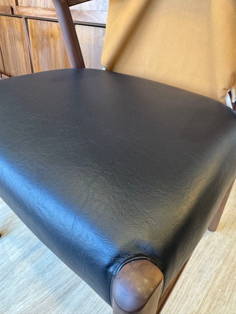 【フル】ダイニングチェア② カバー付き、ウォールナット