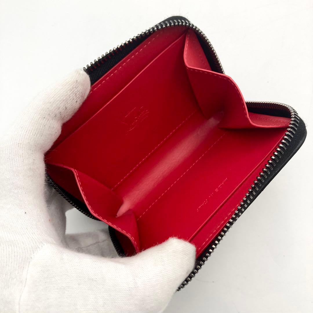 とーた✨ ルブタン パネトーネ ミニ財布 ケース 黒×赤 スタッズ