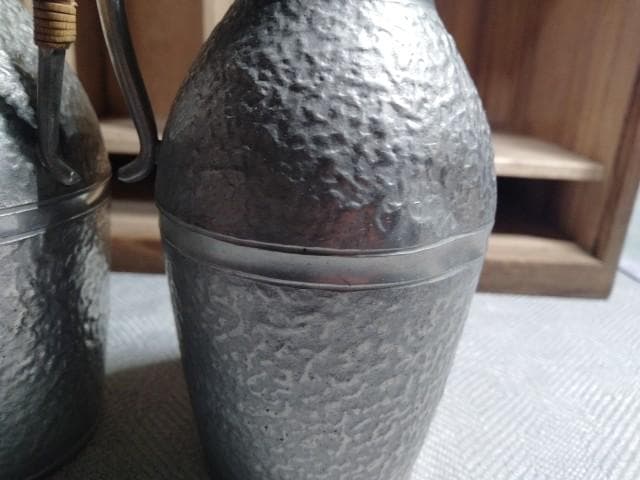 八幡製鉄株式会社　マルエス　満三十◯◯　読めないです　錫　酒器セット