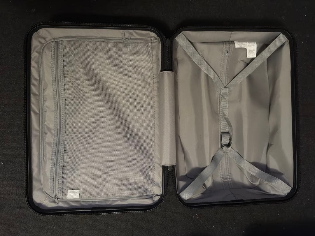 バーを自由に調節できる　ハードキャリーケース（３６Ｌ）ベージュ　無印良品