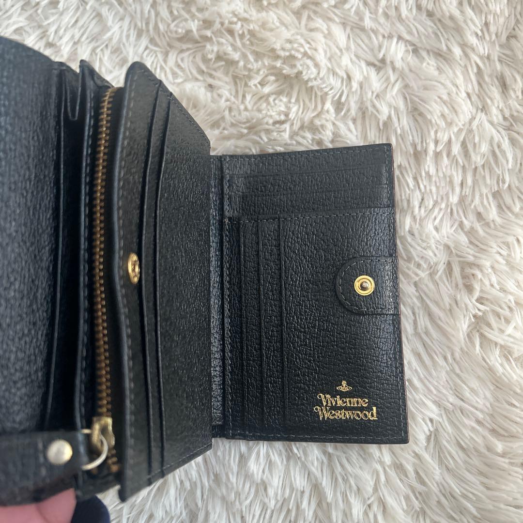Vivienne Westwood 黒い三つ折り財布