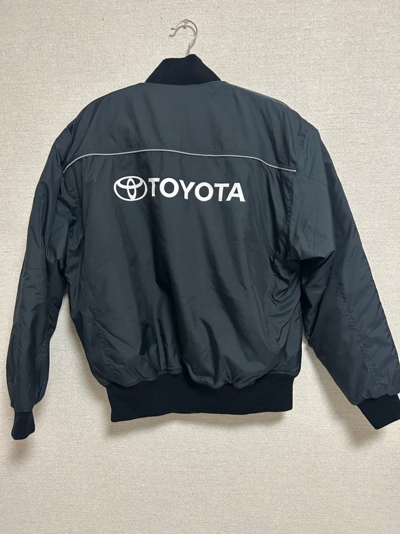 【TOYOTA】　防寒ブルゾン
