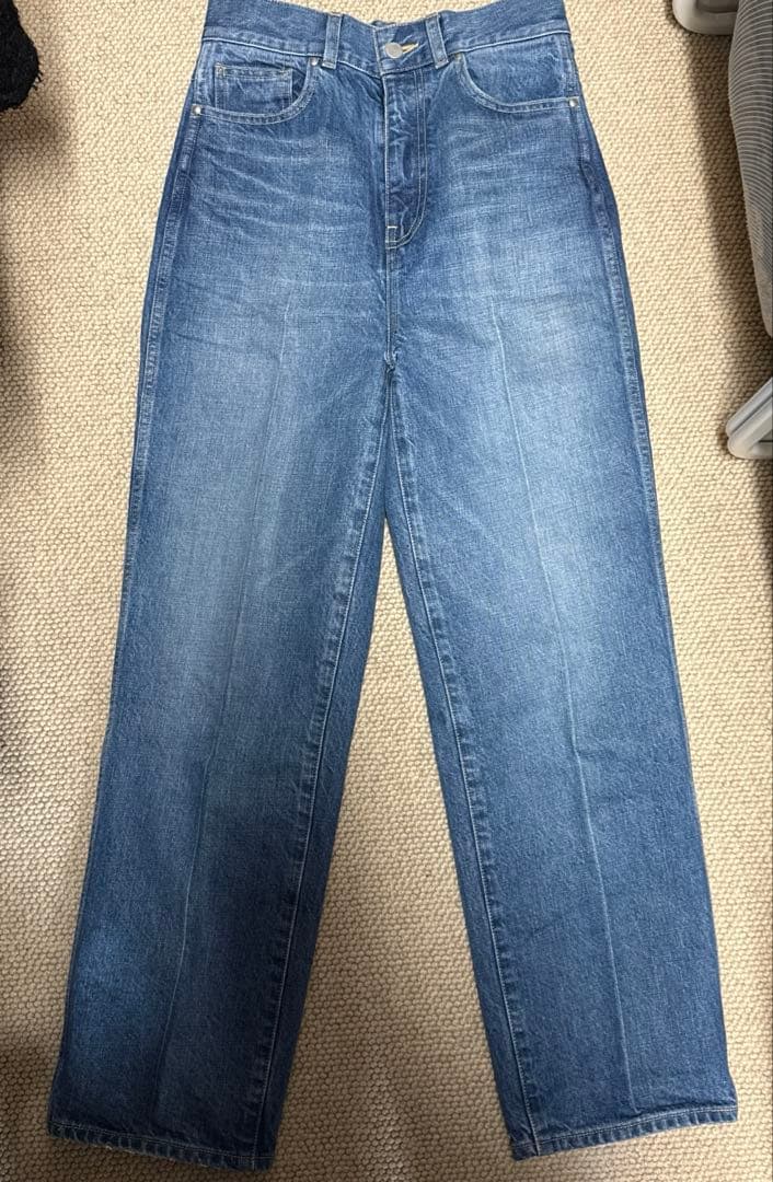 yori Audreyテーパードデニム36