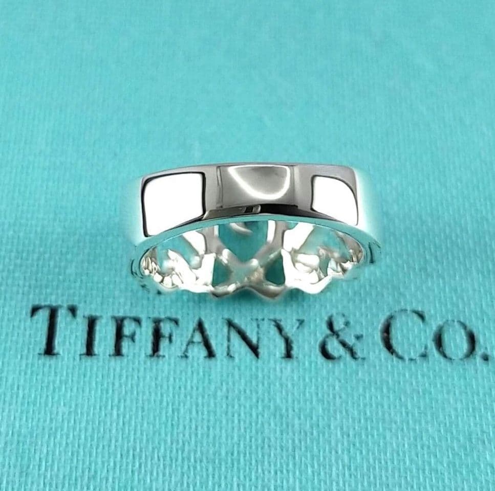 ◆SALE◆【ティファニー】ラビングハート　トリプル　リング　９号　2023