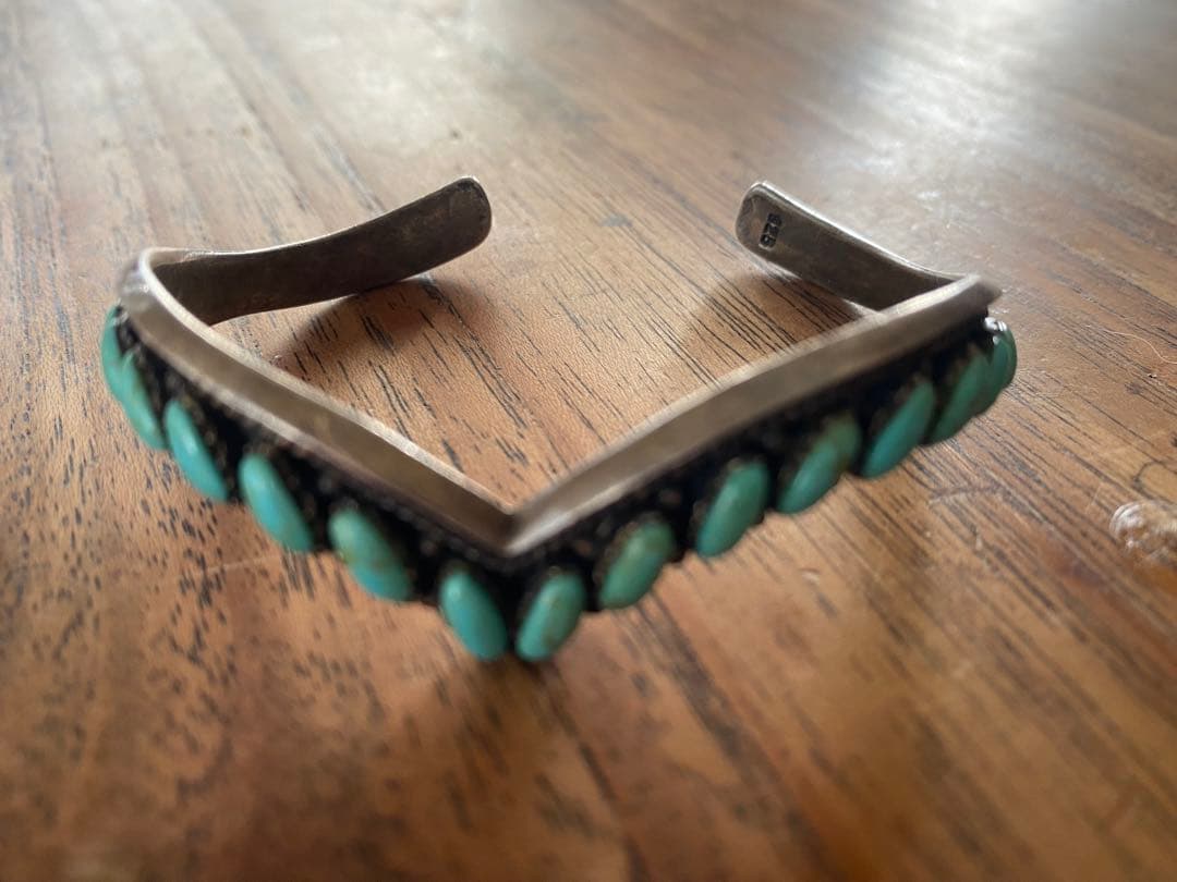 Navajo.zuni ターコイズバングル