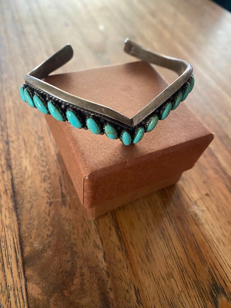 Navajo.zuni ターコイズバングル