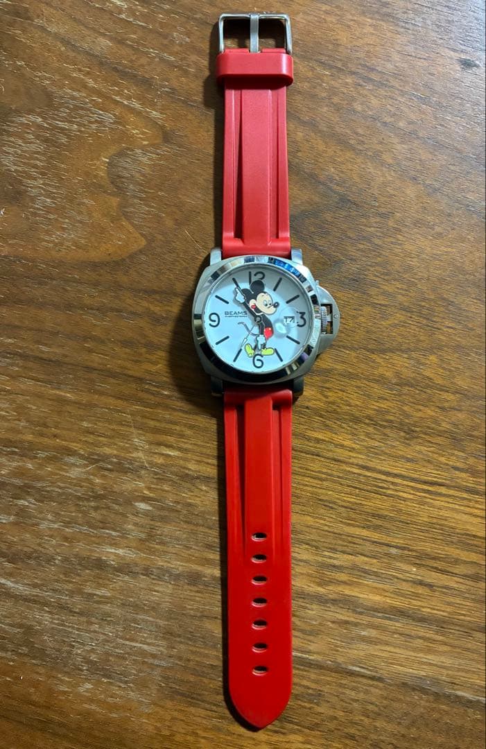 BEAMS × Over the stripes ×ディズニー 腕時計