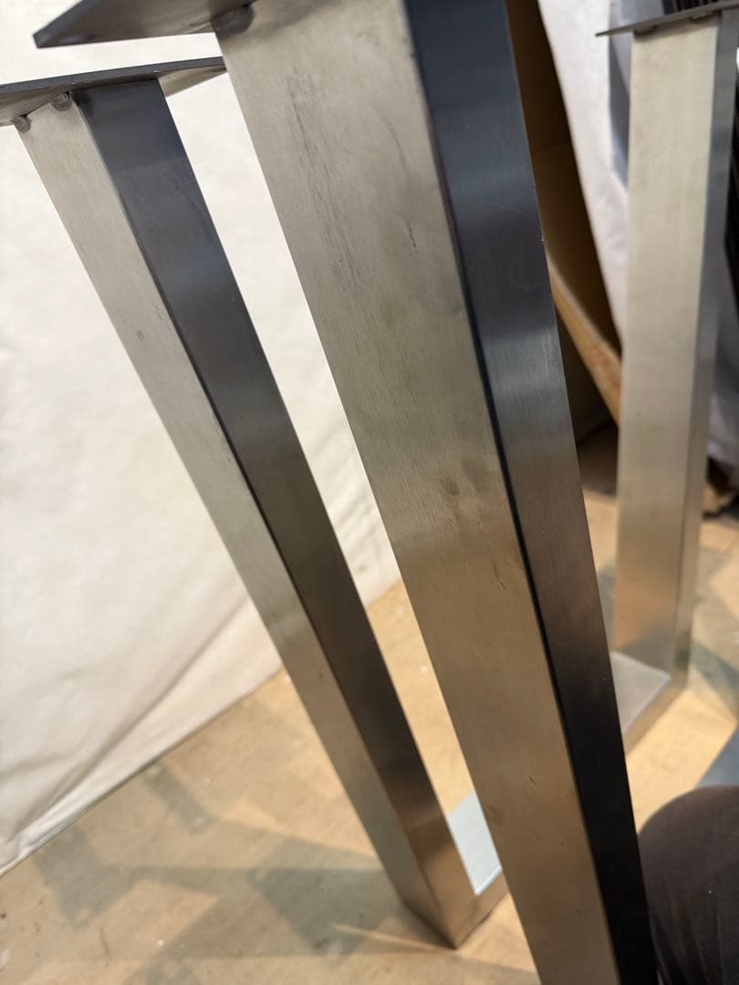 セラミックテーブル　イタリアセラミック