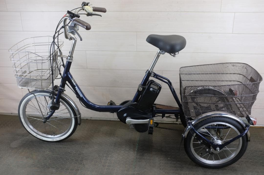 パナソニック 大人用電動三輪車　16インチ　3段　16Ah（5点灯）充電器あり