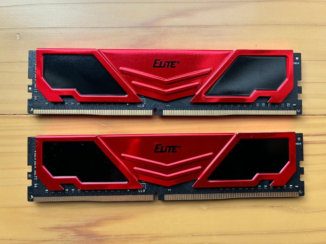 TEAMGROUP DDR4 16GB（8GB×2枚） メモリ
