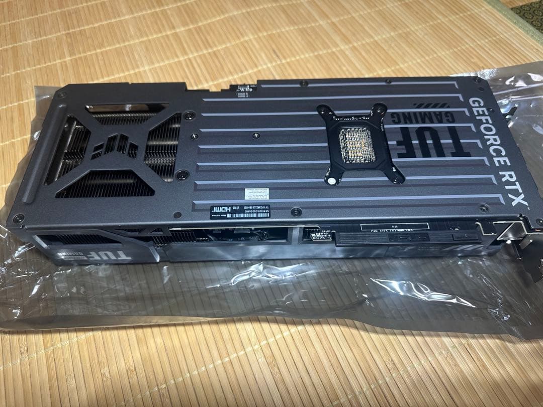 TUF GAMING GEFORCE RTX 5070 12GB おまけ付き